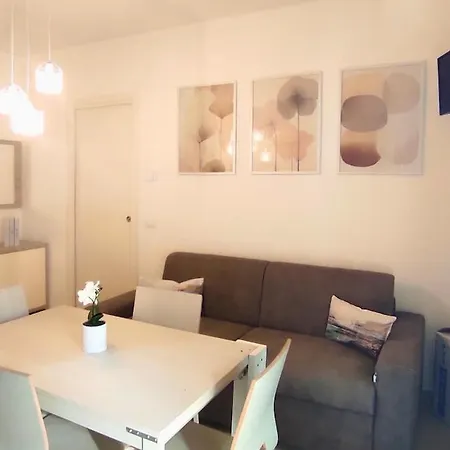 Flat N 11 Vista Mare Apartament *